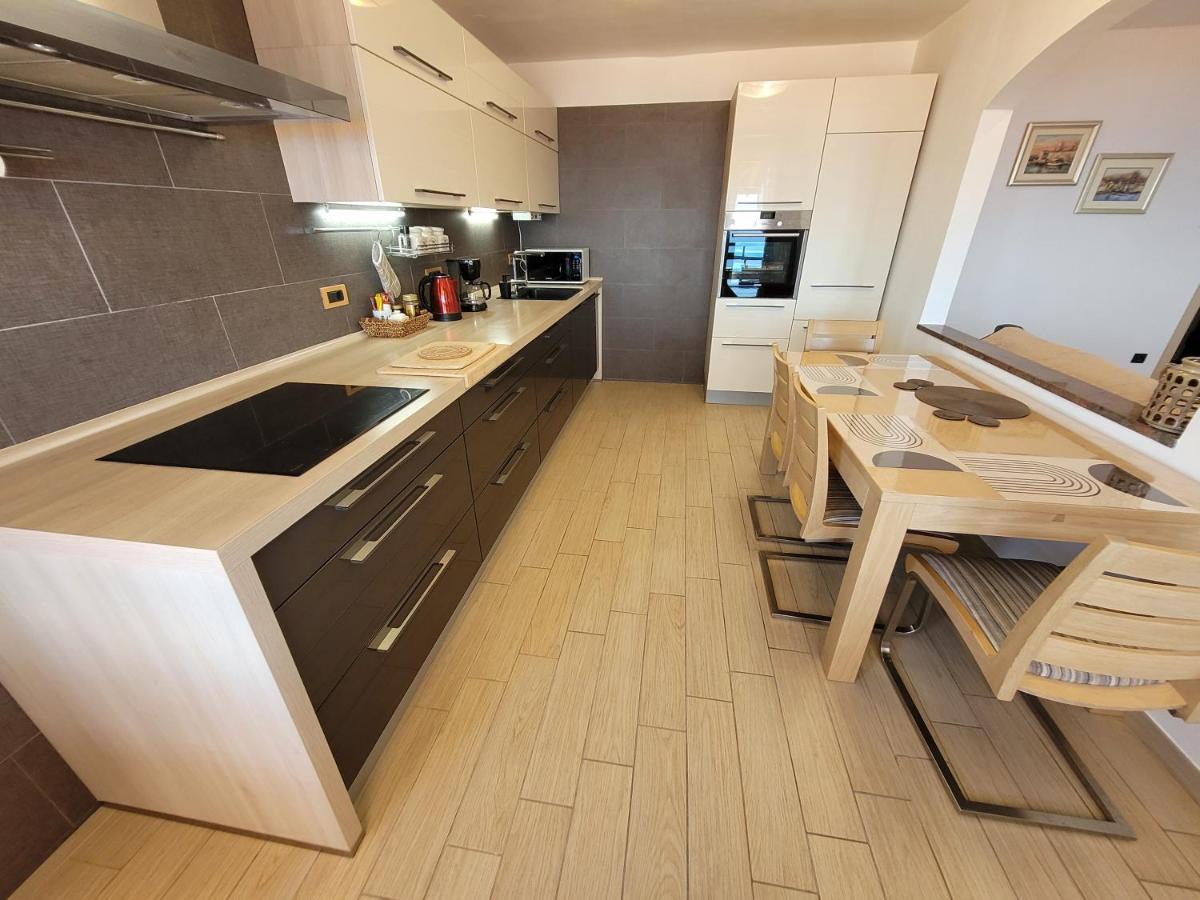 Apartment Karla 里耶卡 外观 照片